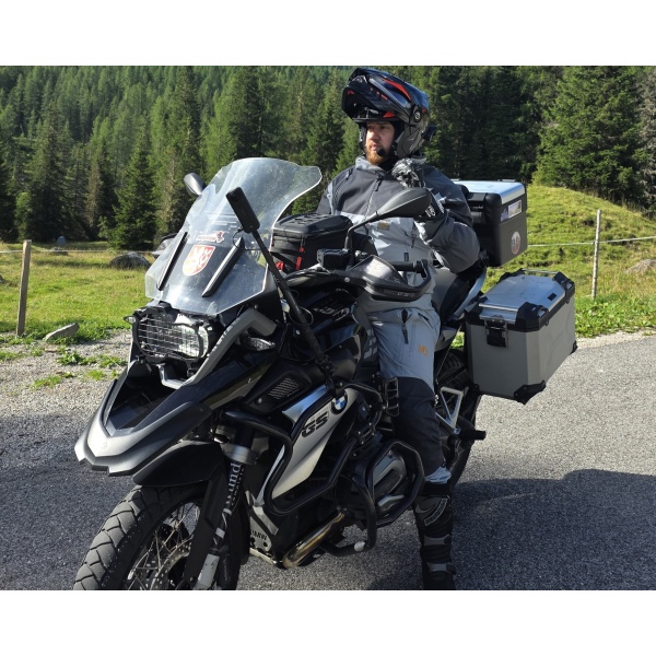 Férfi motoros kabát