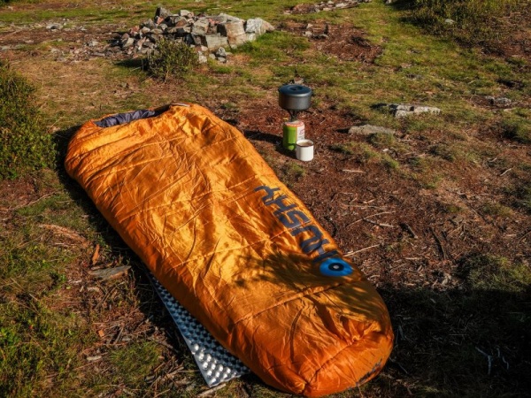 Syntetický třísezónní prodloužený spacák | Husky LONG -10°C