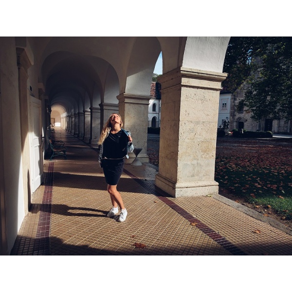 Damenkleider | Dela L