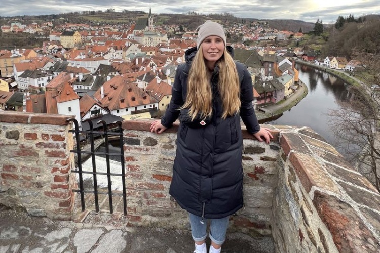Magda (Horský holky) testuje: péřový kabát Downbag L