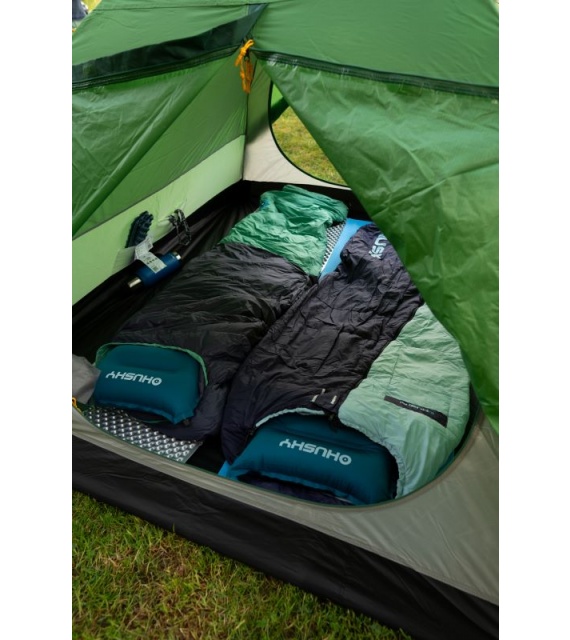 Lightweight backpacking tent for 3 people - Beast 3 - green