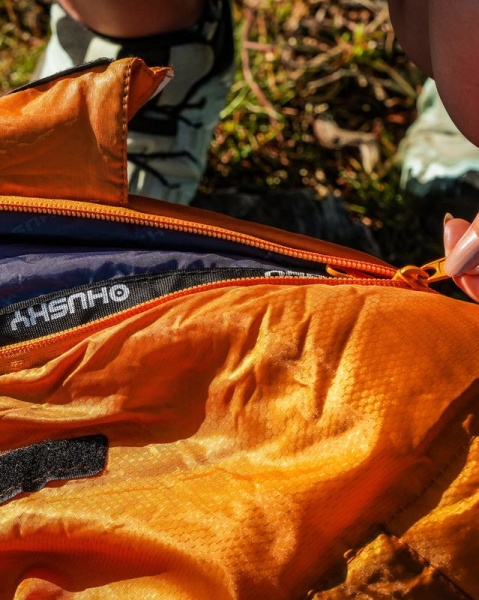 Syntetický třísezónní prodloužený spacák | Husky LONG -10°C